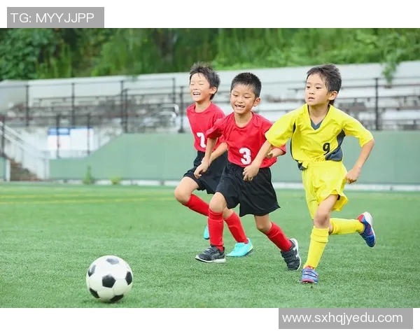 足球明星与孩子们的梦想之约携手共创未来的希望与激情